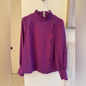 Women’s long sleeve blouse